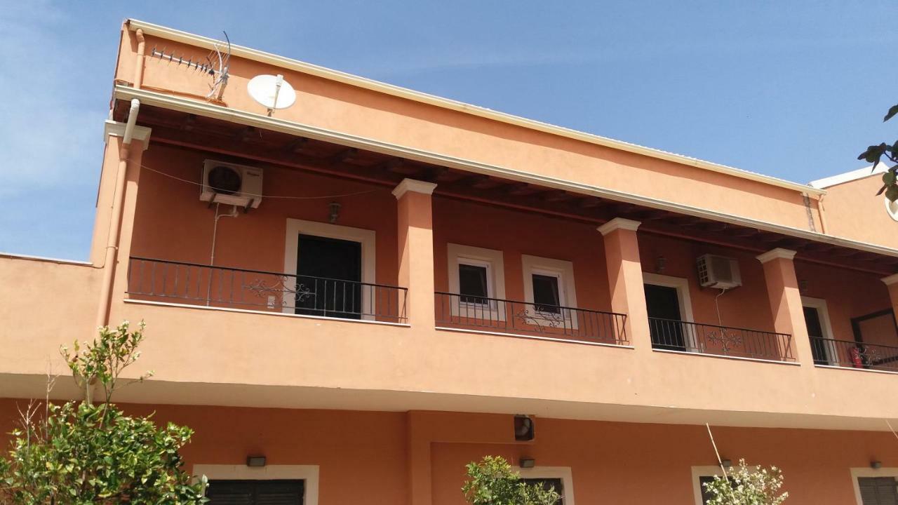 Pitsinis Studios & Apartments Roda  Dış mekan fotoğraf