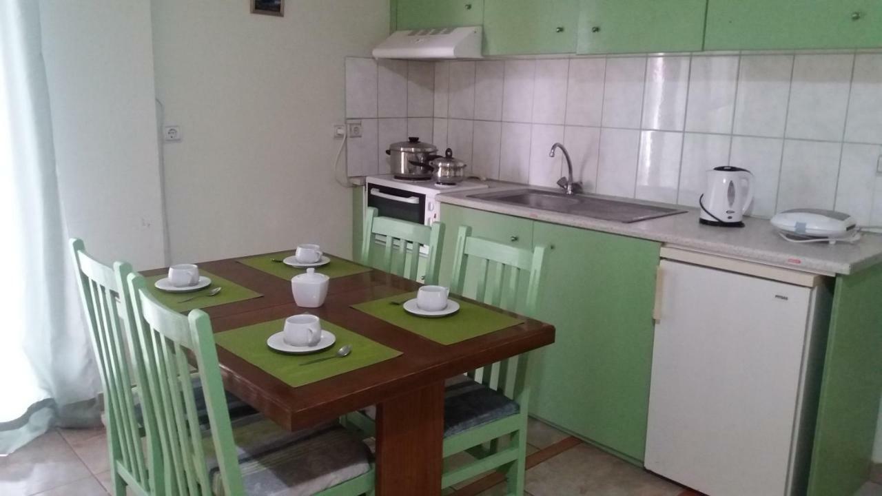 Pitsinis Studios & Apartments Roda  Dış mekan fotoğraf